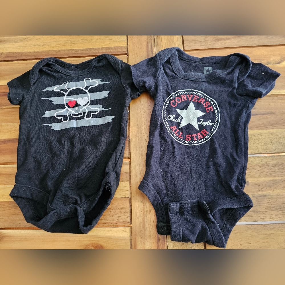 Onesies 3-6 months